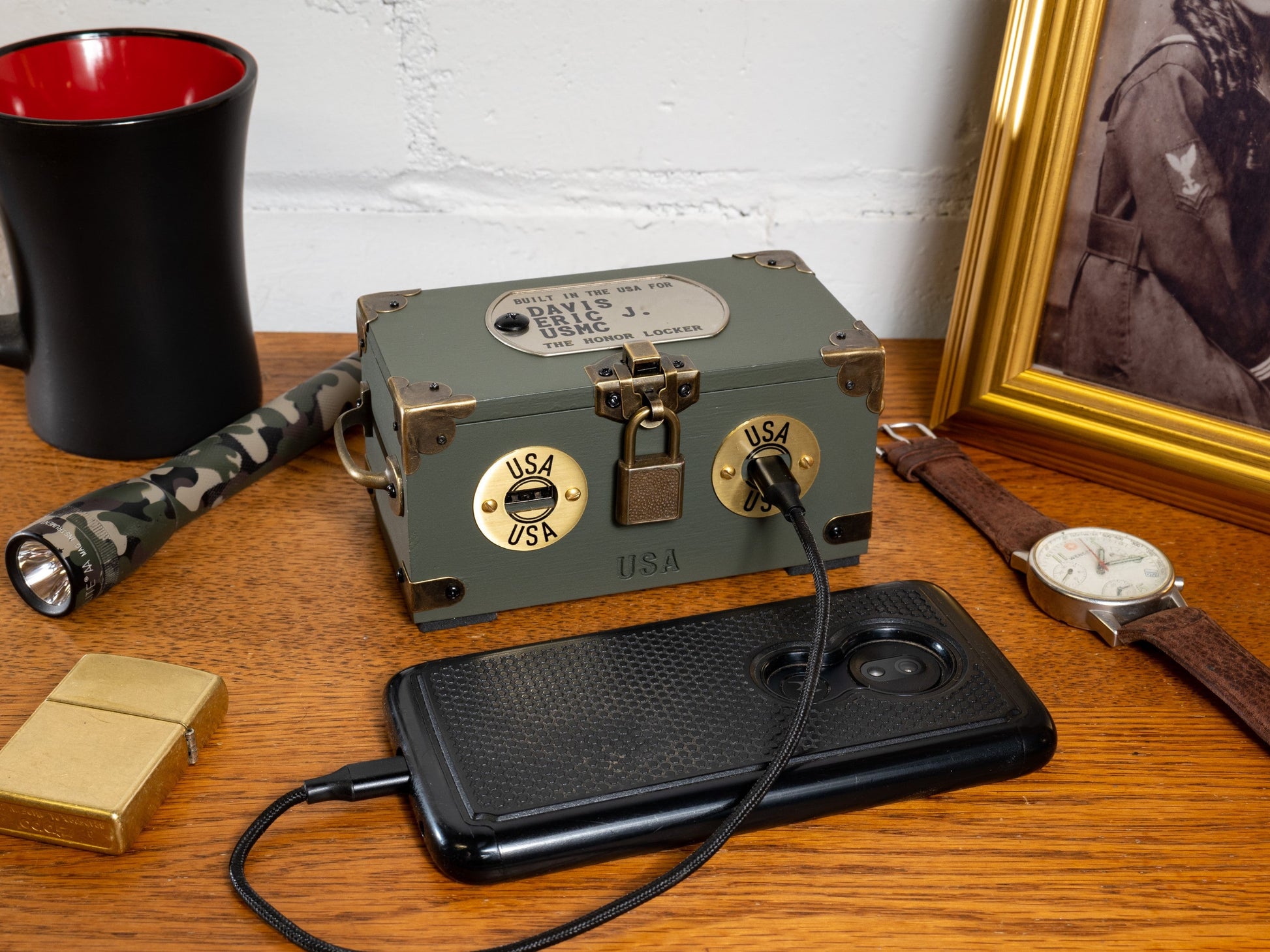 Honor Locker Veteran Gift Phone Charger - Instant Card & Gift Code - Honor Locker