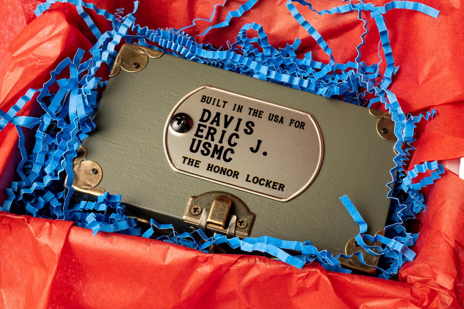 Honor Locker Veteran Gift Phone Charger - Order & Customize - Honor Locker
